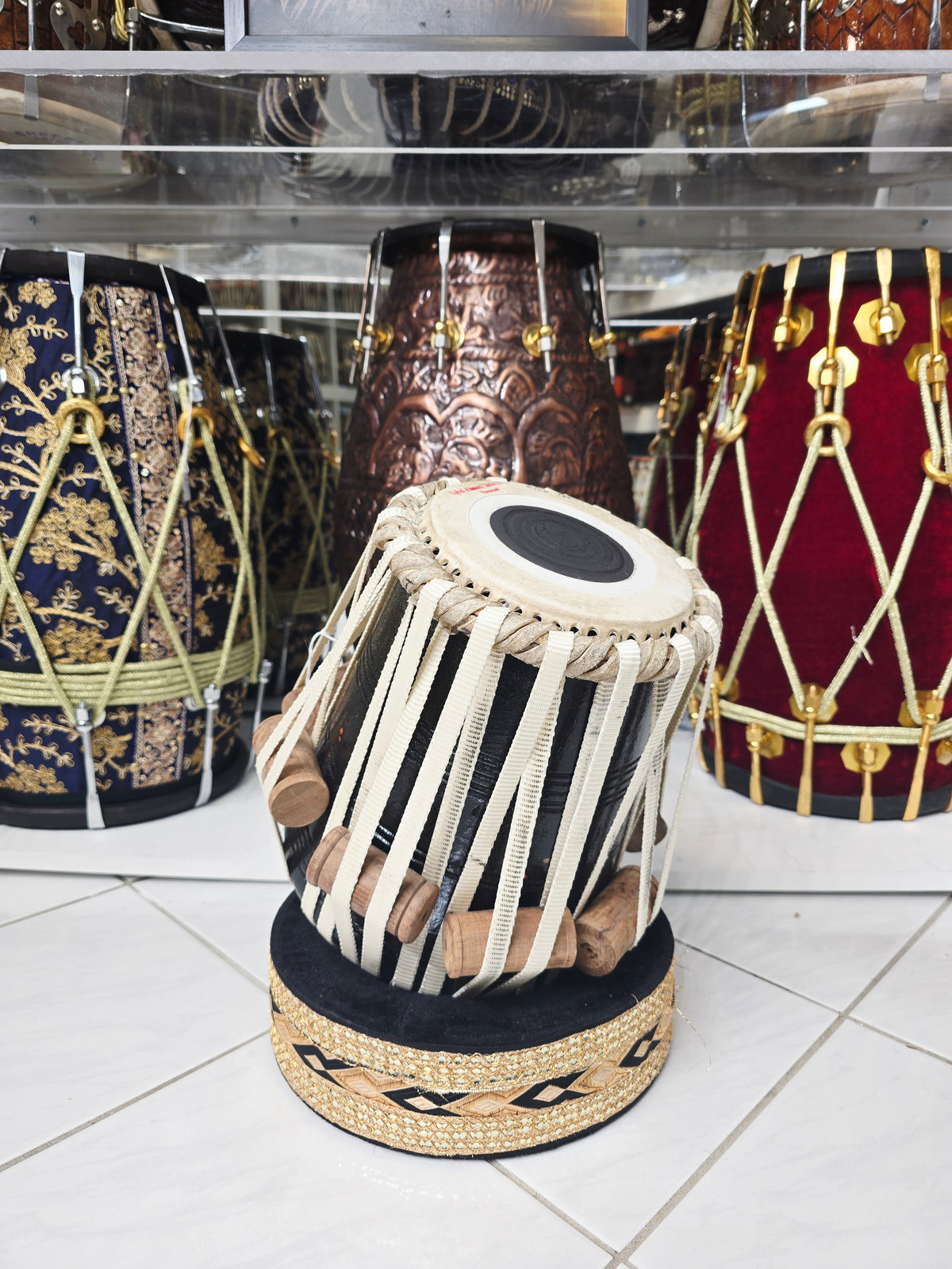 Raag Emberline: 5.75" C/C♯ Red Sheesham Dayan (Barely Noticeable Buzzing · Minor Cosmetic Blemishes)