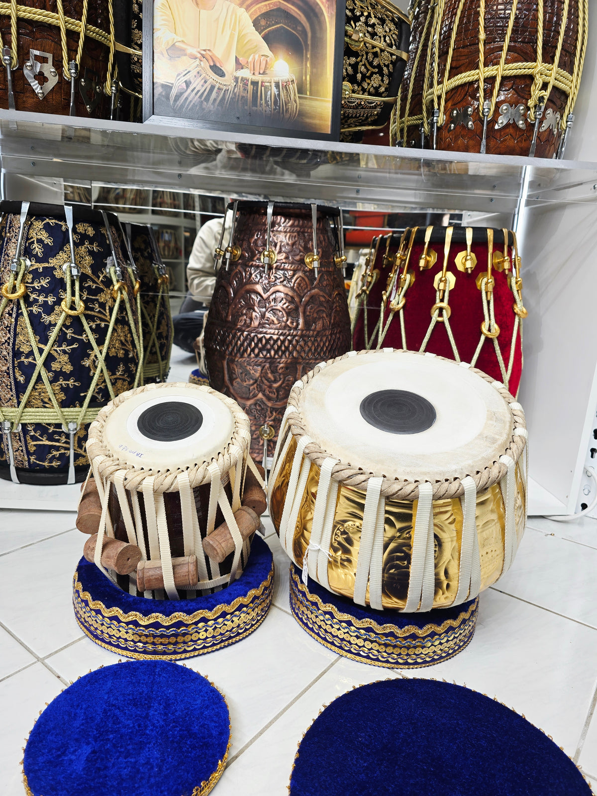 Swar Axiom — 5.5″ D Pro Red Sheesham Dayan + 9.25″ Golden Brass Bayan (Nylon Strapped · Economy Pro Tabla Set)