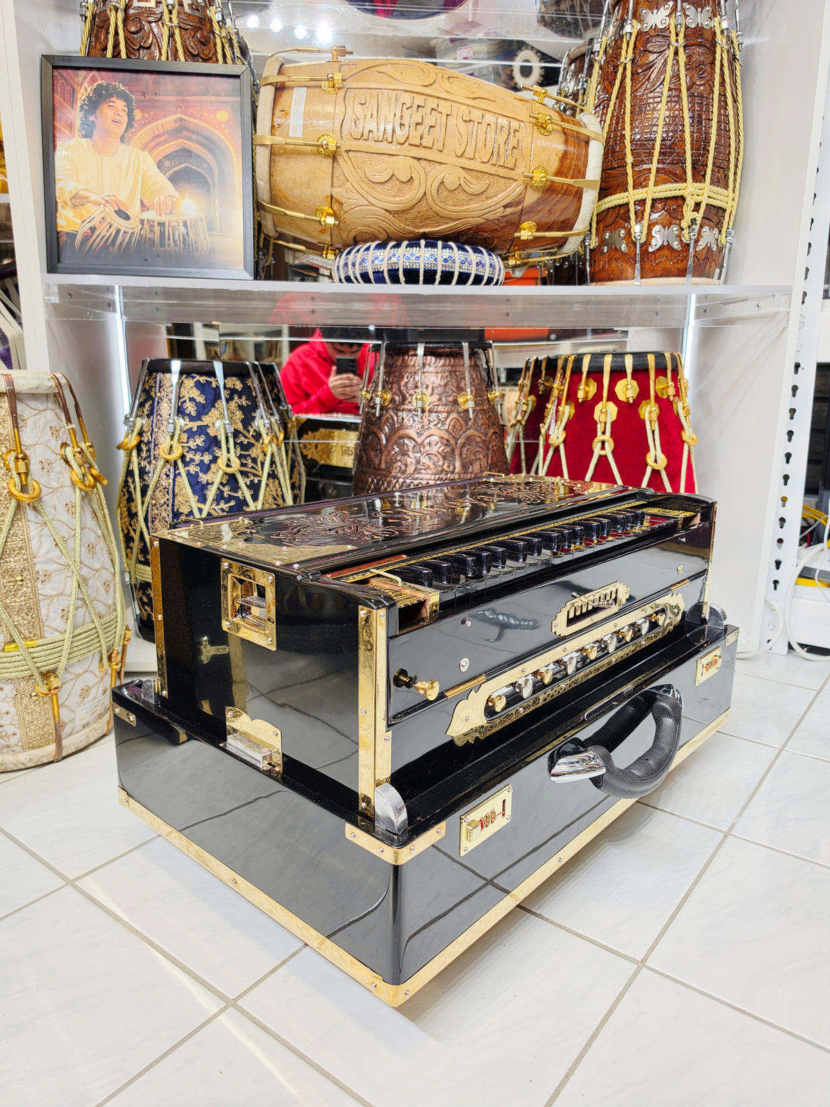 Kaali Surya™ — Gloss Black 3 Reed BMF 9 Scale Changer Harmonium (Black-on-Black Keys)