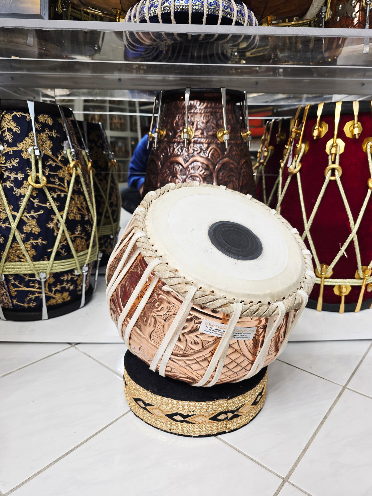 Tamra Naqsh™ — 9.25" 3kg Engraved Copper Bayan (Very Minor Cosmetic Blemishes)