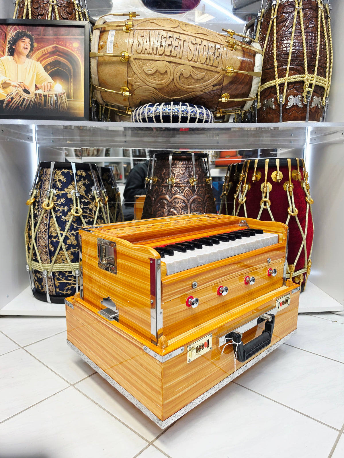 SurShine Traditional Wood Semi-Professional 32-Key Traveller Harmonium with Stoppers & Coupler (Sparkly Gloss Finish, Cosmetic Blemishes)