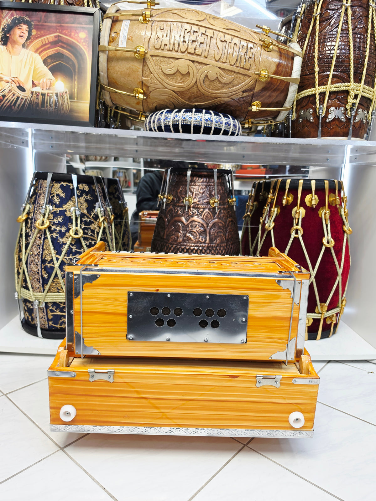 SurShine Traditional Wood Semi-Professional 32-Key Traveller Harmonium with Stoppers & Coupler (Sparkly Gloss Finish, Cosmetic Blemishes) Including Shipping for Lila