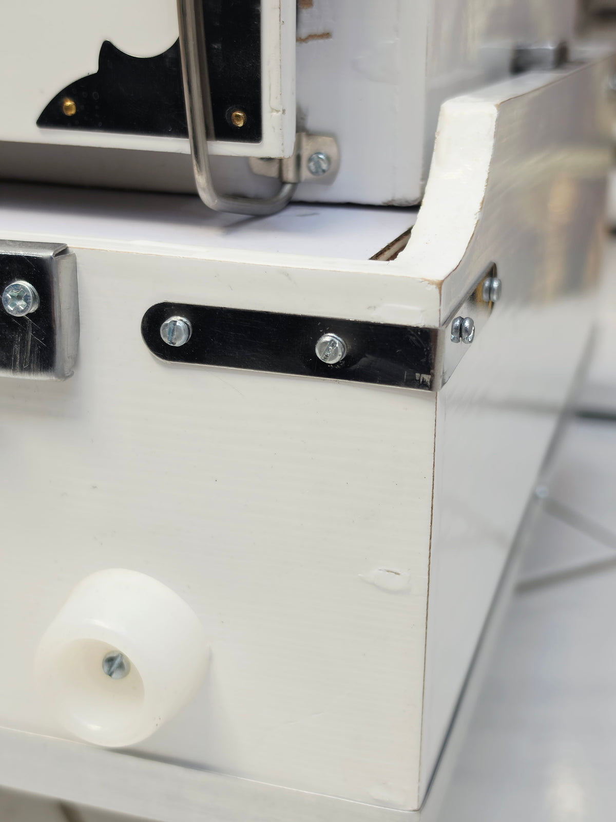 SnowTone White Refurbished Professional 42-Key Traveller Harmonium with Coupler (Cosmetic Blemishes)