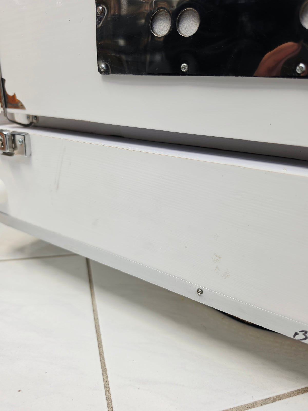 SnowTone White Refurbished Professional 42-Key Traveller Harmonium with Coupler (Cosmetic Blemishes)