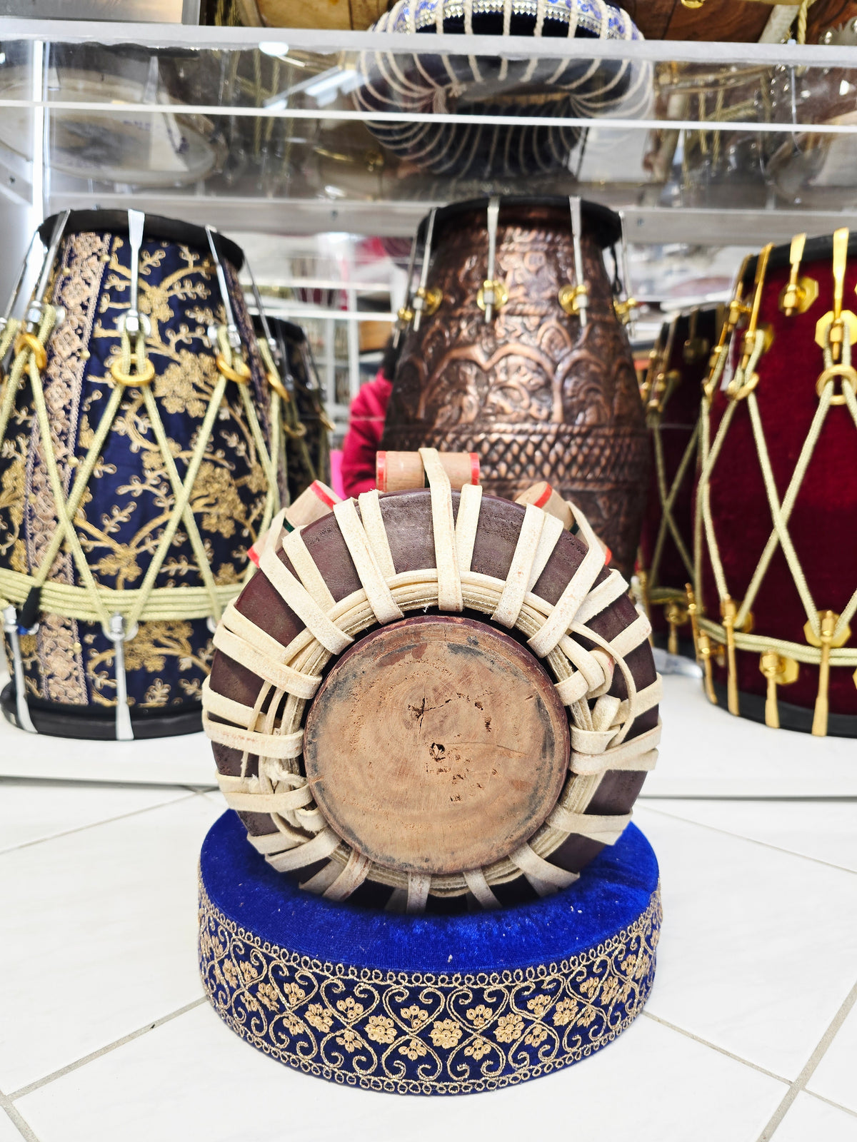 Naad Kshatra — 6″ C# Red Sheesham Qasim Dayan (Exceptional Tone · Minor Cosmetic External Cracks) **