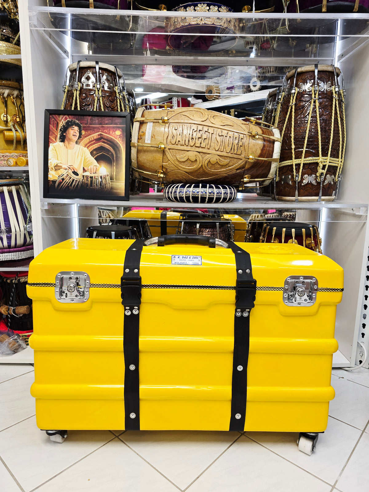 Kanak Vahana Vault — Yellow 3 Reed 13-Scale Changer Traveler Case (Minor Cosmetic Blemishes)