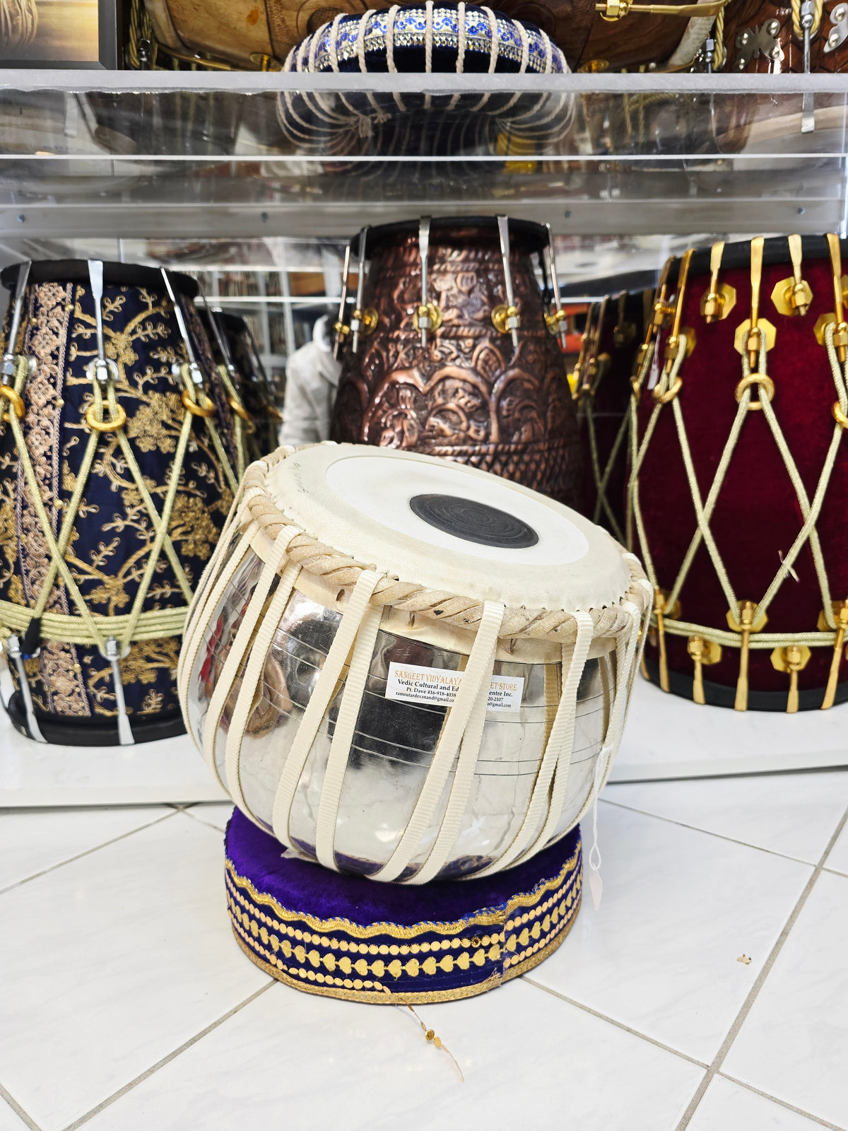 RaagDhara 9.25" 4.3kg Silver-Copper Bayan | Pro Somnath Skin | Nylon-Strapped | Lots of depth & resonance *Minor Cosmetic Blemishes
