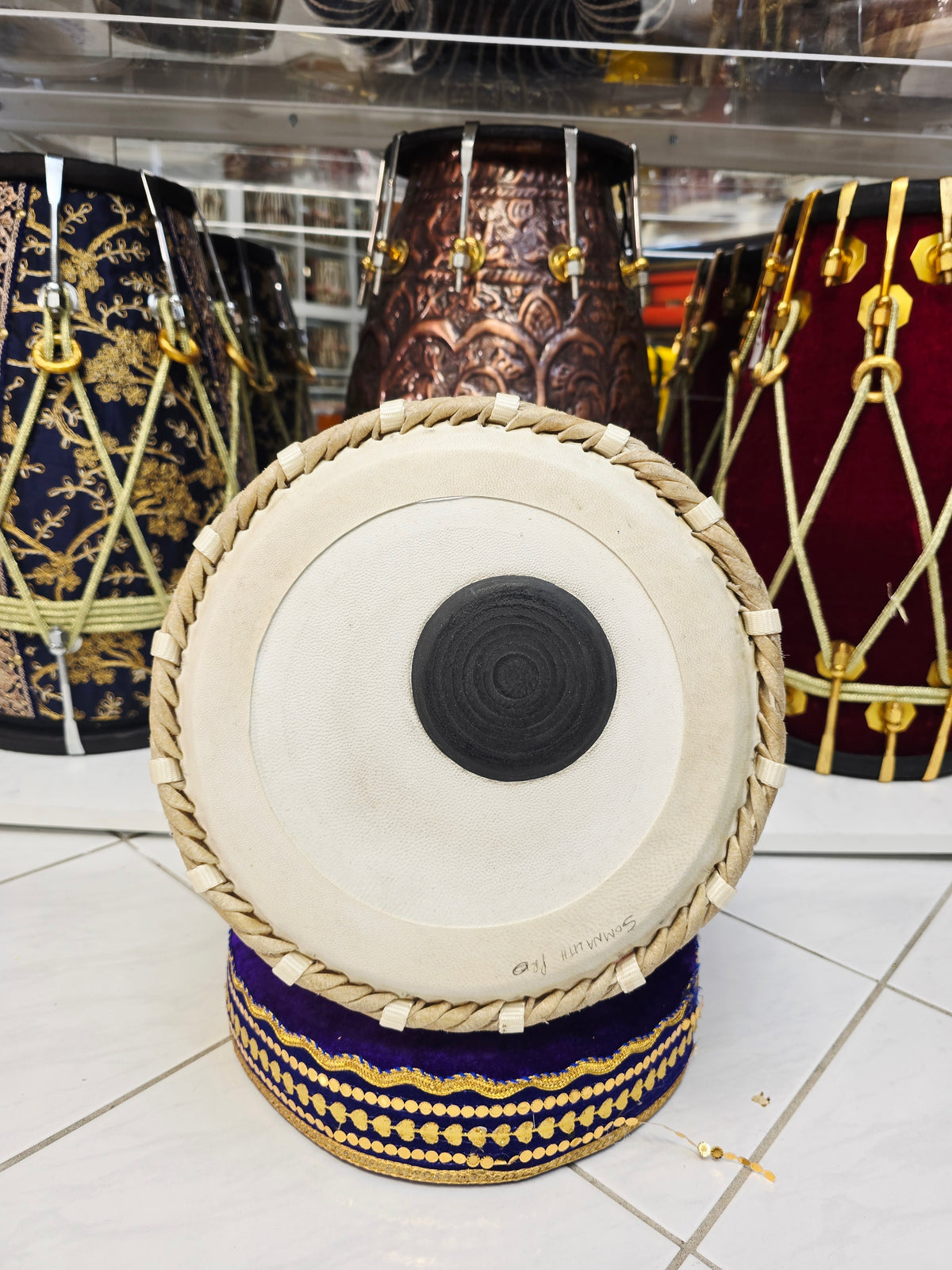 RaagDhara 9.25" 4.3kg Silver-Copper Bayan | Pro Somnath Skin | Nylon-Strapped | Lots of depth & resonance *Minor Cosmetic Blemishes