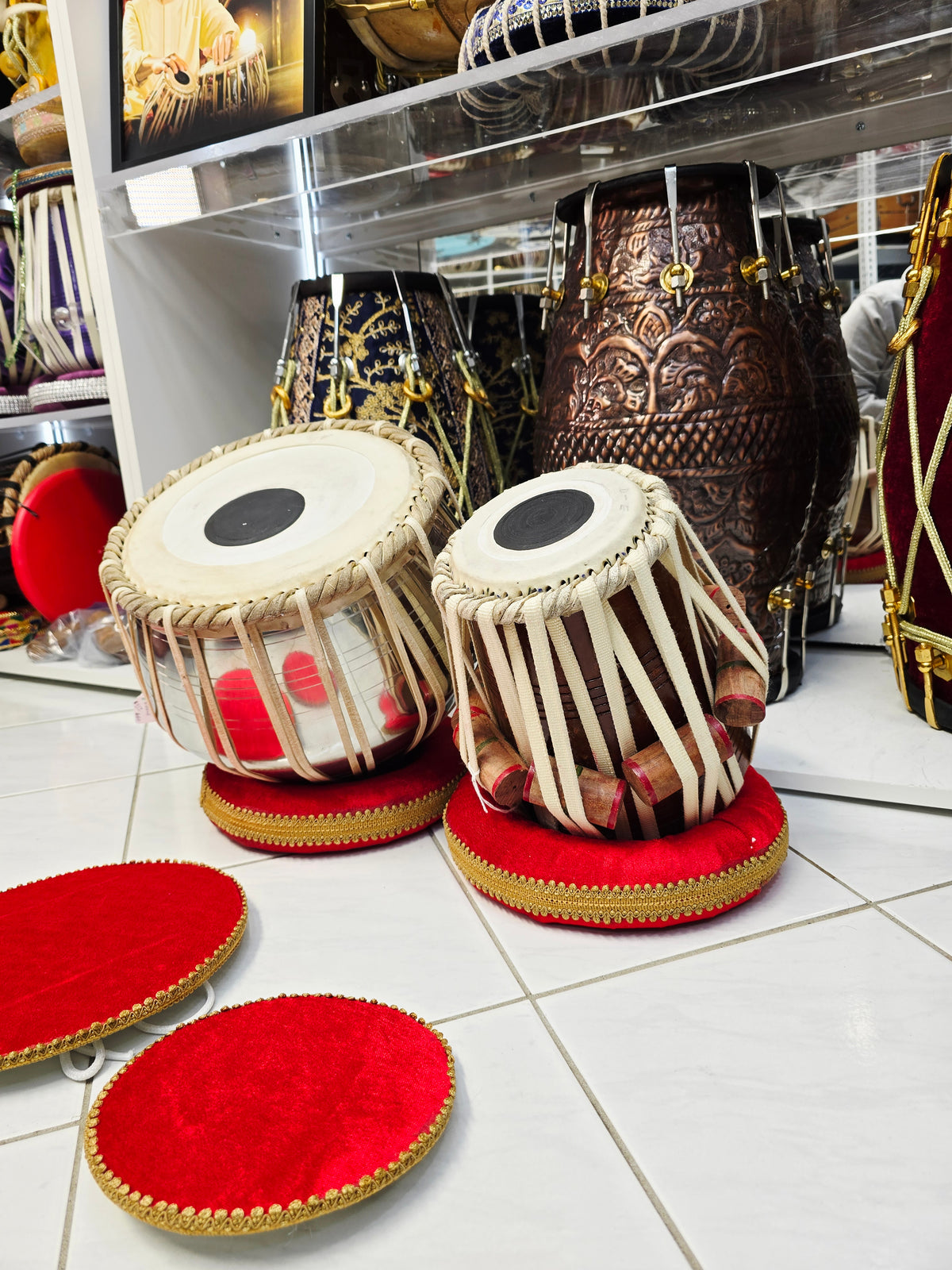Zerion 5.25" D#/E Red Sheesham Nylon-Strapped Dayan + 9.25" 3.3kg Steel Bayan Semi-Pro Tabla Set *Very Minor Cosmetic Blemishes