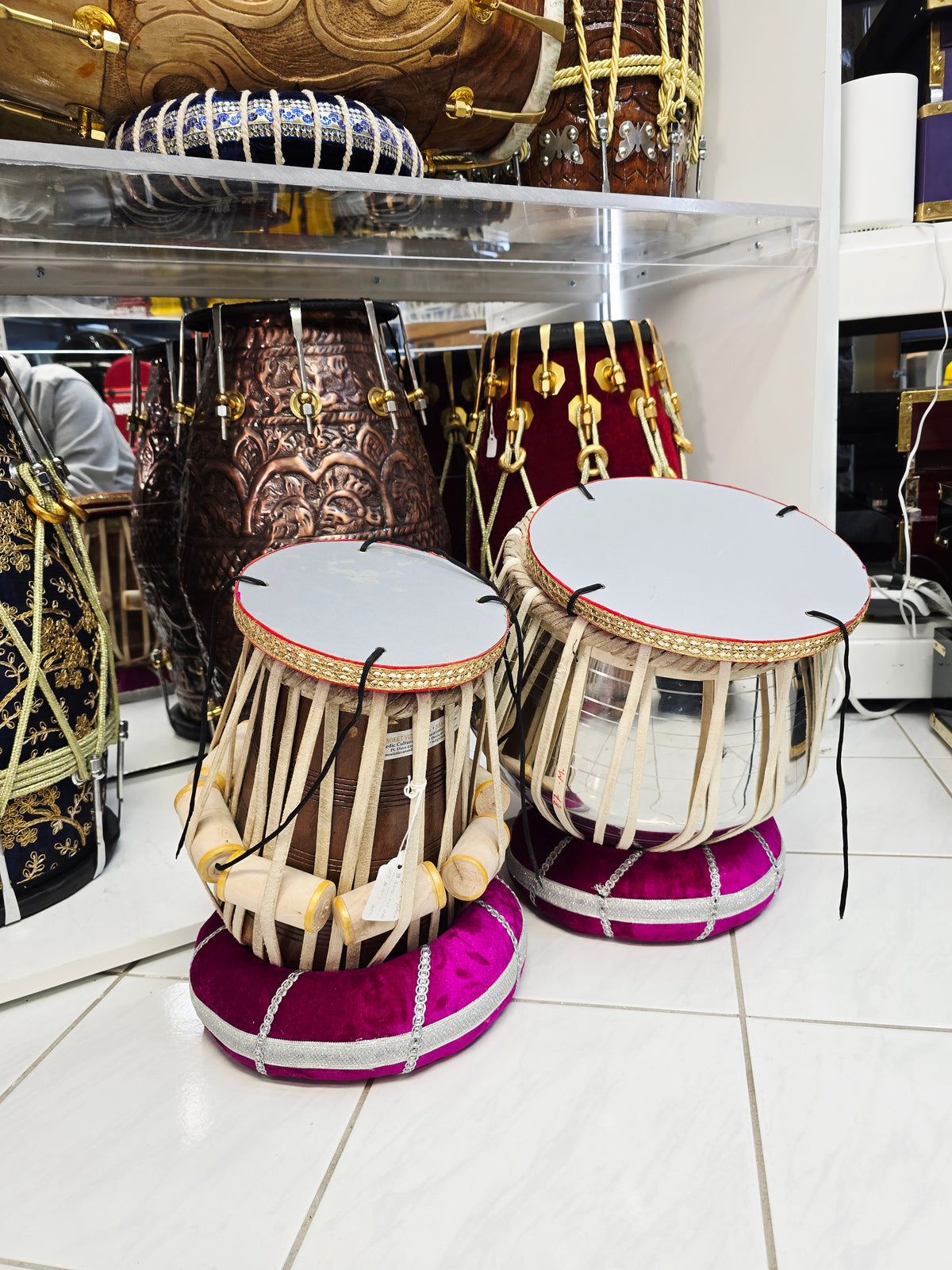 Varythm 5" F Red Sheesham Dayan + 9.25" 3.5kg Brass Bayan Economy Intermediate Tabla Set *Very Minor Cosmetic Blemishes * Minor Ringing Sound