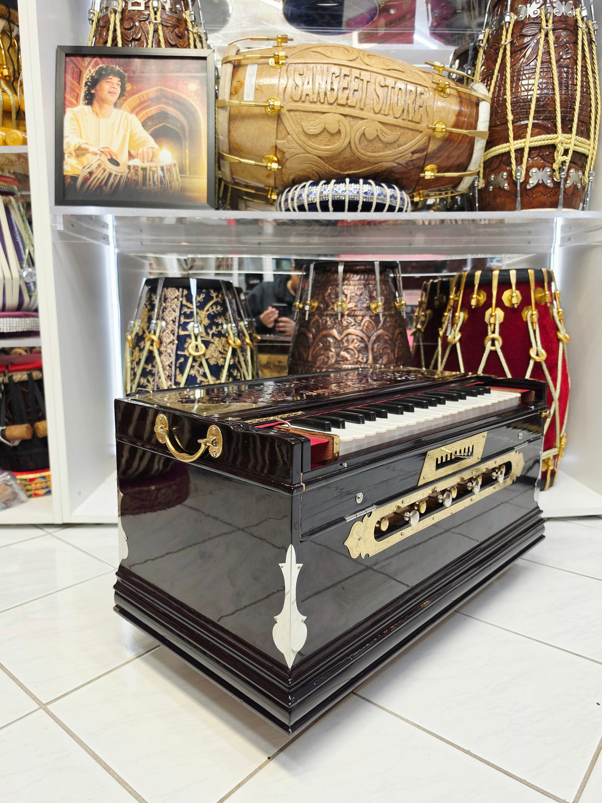 RaagTimber MMF 3-Reed 9-Scale Changer Boxed Harmonium *Very Minor Cosmetic Blemishes