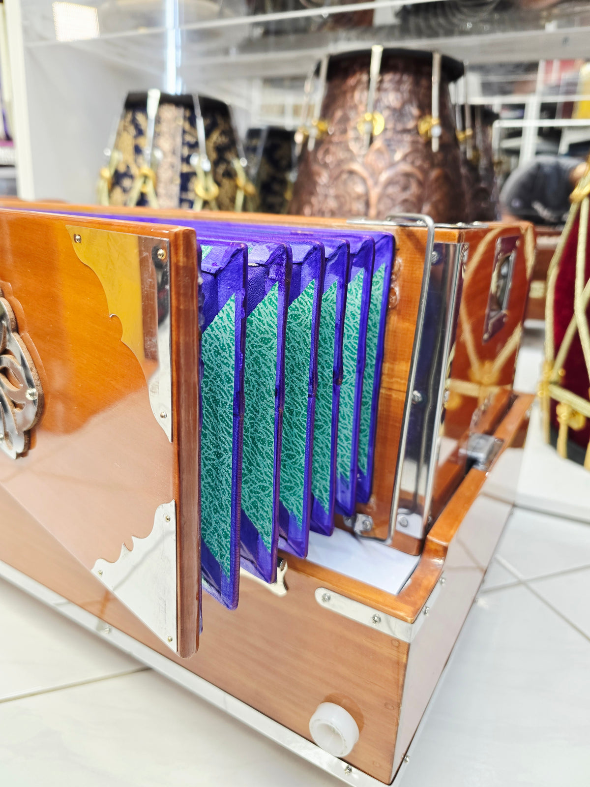 Amrit Yatra – 42 Key Two-Reed Traveller Pro Harmonium with Coupler *Very Minor Cosmetic Blemishes