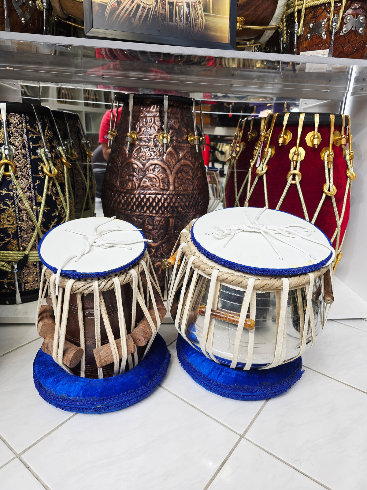 Neelsur™ Semi-Professional Tabla Set – 5.25" D# Red Sheesham Dayan & 3.7kg Brass Bayan | Minor Cosmetic Defects & Minor External Filled Crack