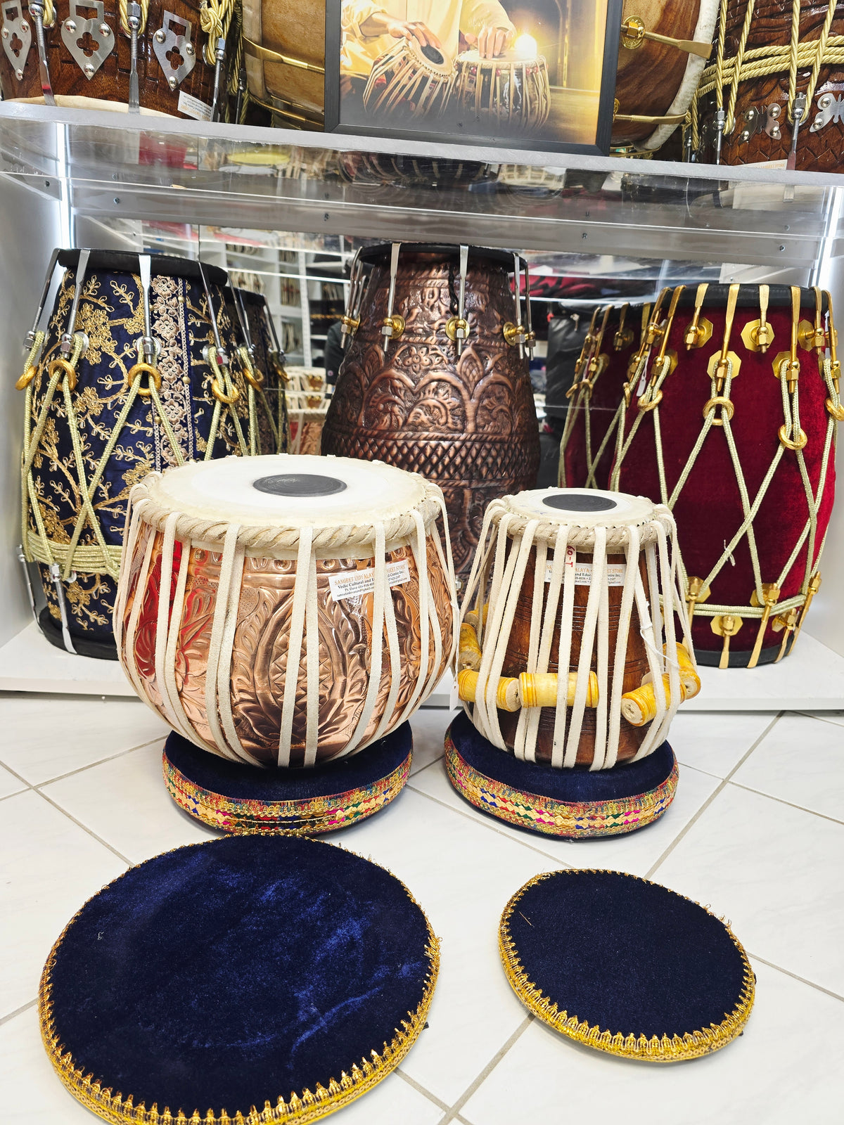 Aurelios Pro 5.25" D/E Red Sheesham Dayan + 9.25" 3kg Engraved Copper Bayan Tabla Set *Very Minor Cosmetic Blemishes