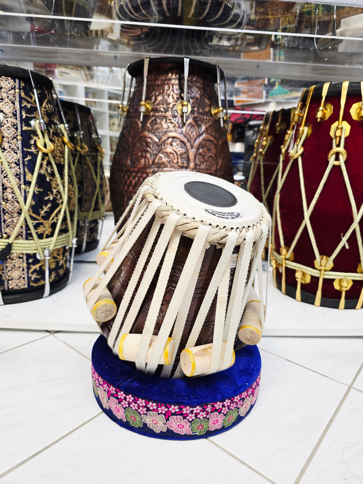 Heritage Reserve D#/E Mohd. Sharif Nylon-Strapped Dayan – 5.25" | Mediocre Sound | Cosmetic Blemishes | Slight Buzzing