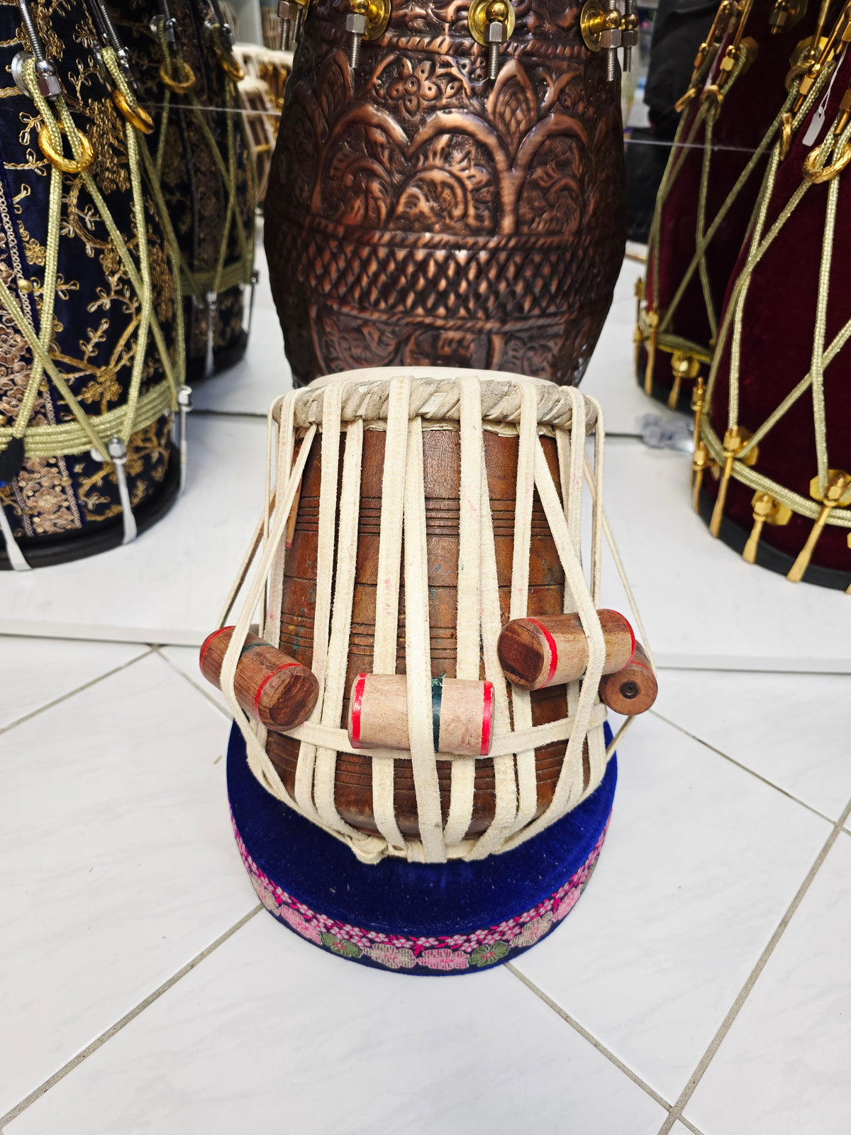 Artisan Revival Kakade Dayan - 6" B/C Refurbished Red Sheesham Dayan with Iqbal Skin *Minor Cosmetic Blemishes & Barely Noticeable Open Note Vibration