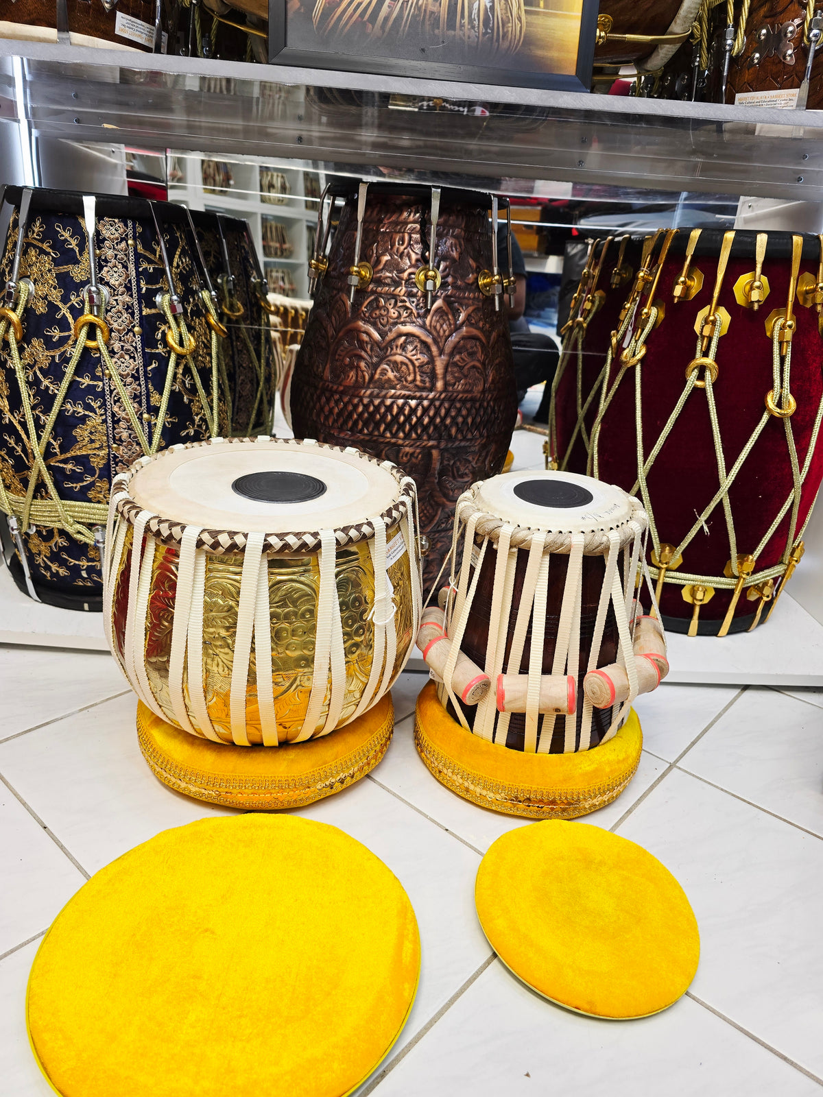 Golden Crest Student Tabla Set – 9.25" Gold-Plated Engraved Steel Bayan & 5.5" D/D# Red Sheesham Dayan (Very Minor Cosmetic Blemishes)