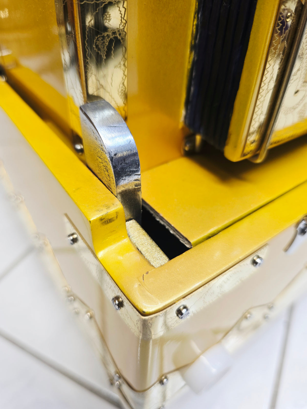 Ommar's Custom Harmonium Build: 50% Balance Link