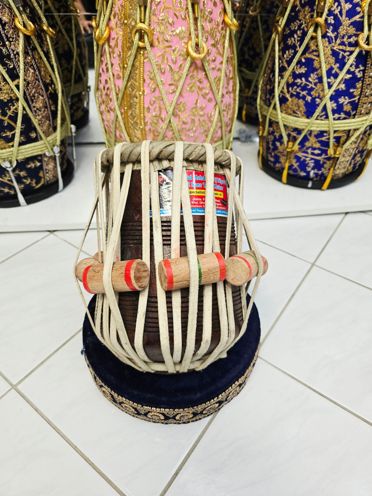 Agniveena | 6" C/C# Red Sheesham Mohd. Sharif Dayan *Very Minor Cosmetic Blemishes & Minor Syaahi Flake * Exceptional Tone