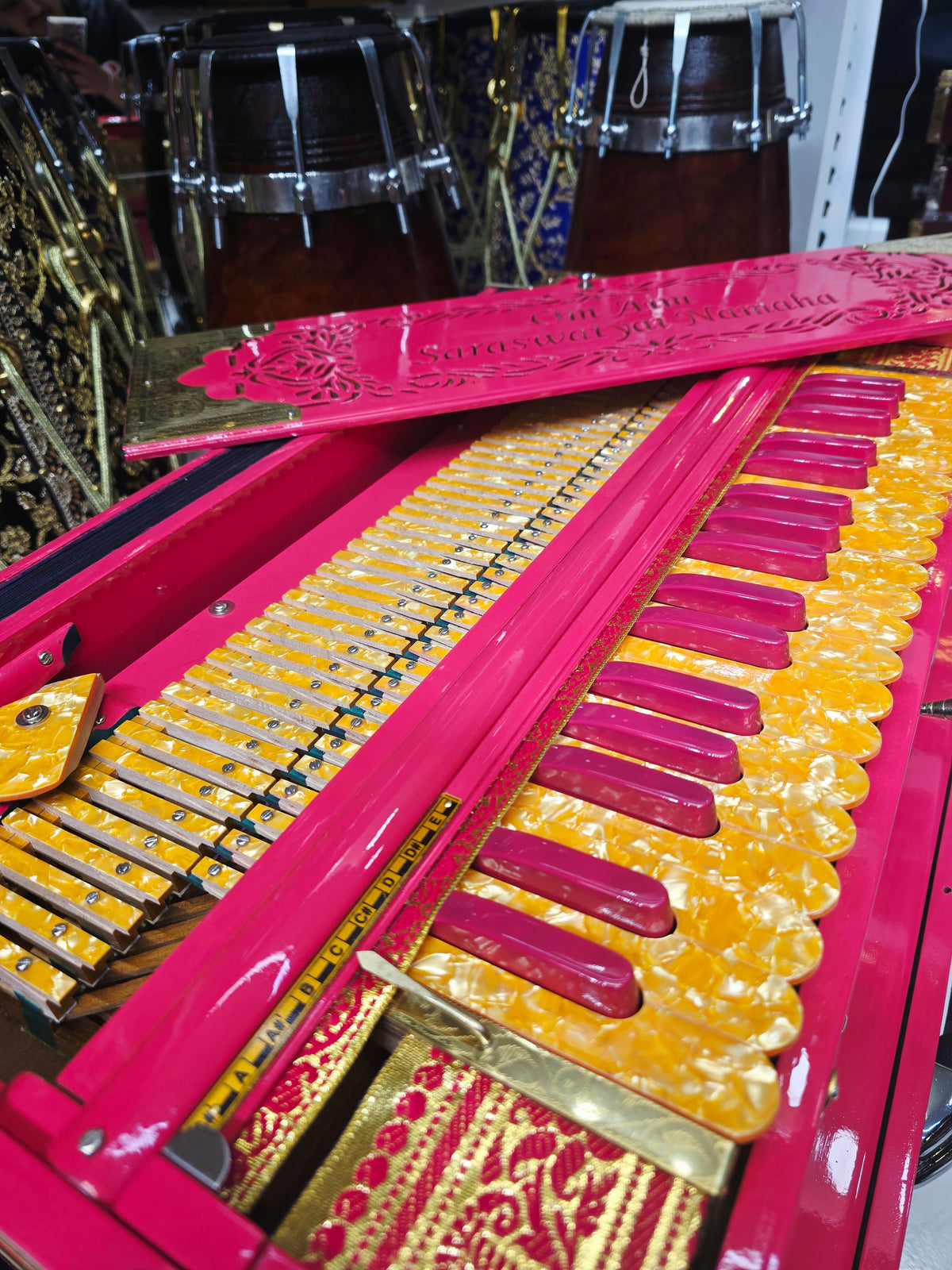 Suramayi Empress | 3 Reed BMF 9 Changer Pink Harmonium with Pink & Golden-Orange Keys