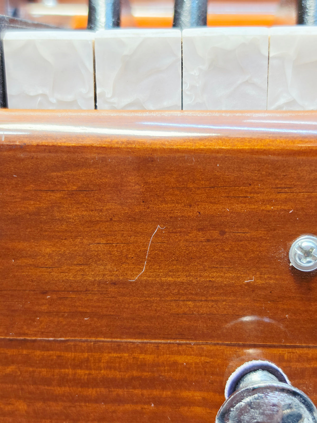 Amrit Professional Traveller™ 42-Key 2 Reed Harmonium – Minor Cosmetic Defects