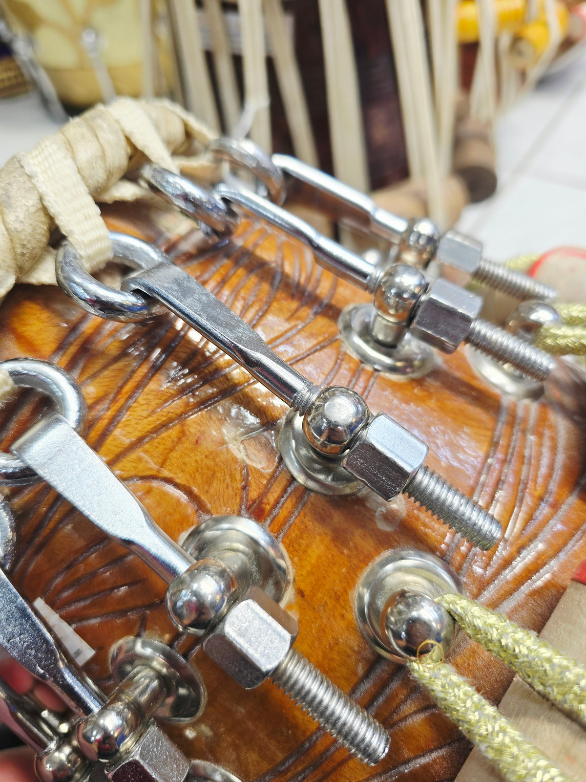 Svaragni Precision | 5.5" F/F# Preowned Iqbal Bolted Mahogany Dayan *Minor Cosmetic Blemishes