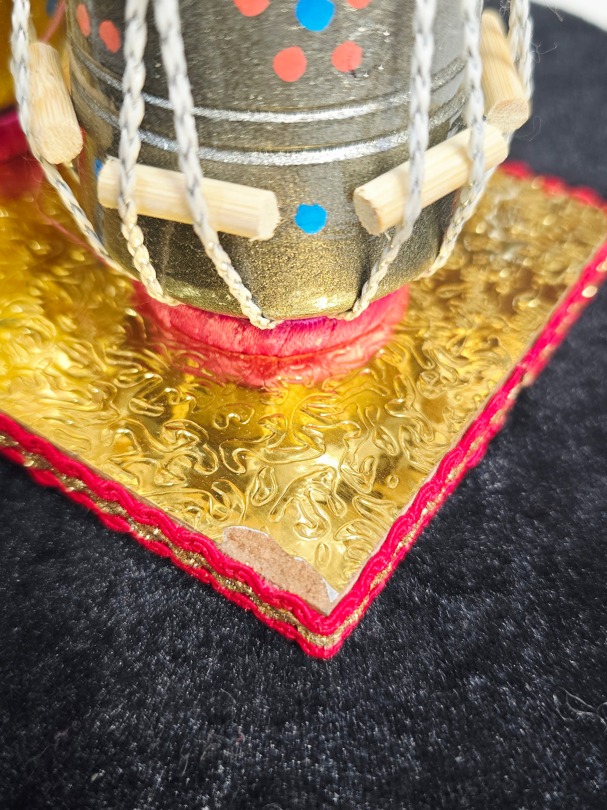 Naad Ratna | Handcrafted Miniature Display Tabla Set *Minor Chip in Base