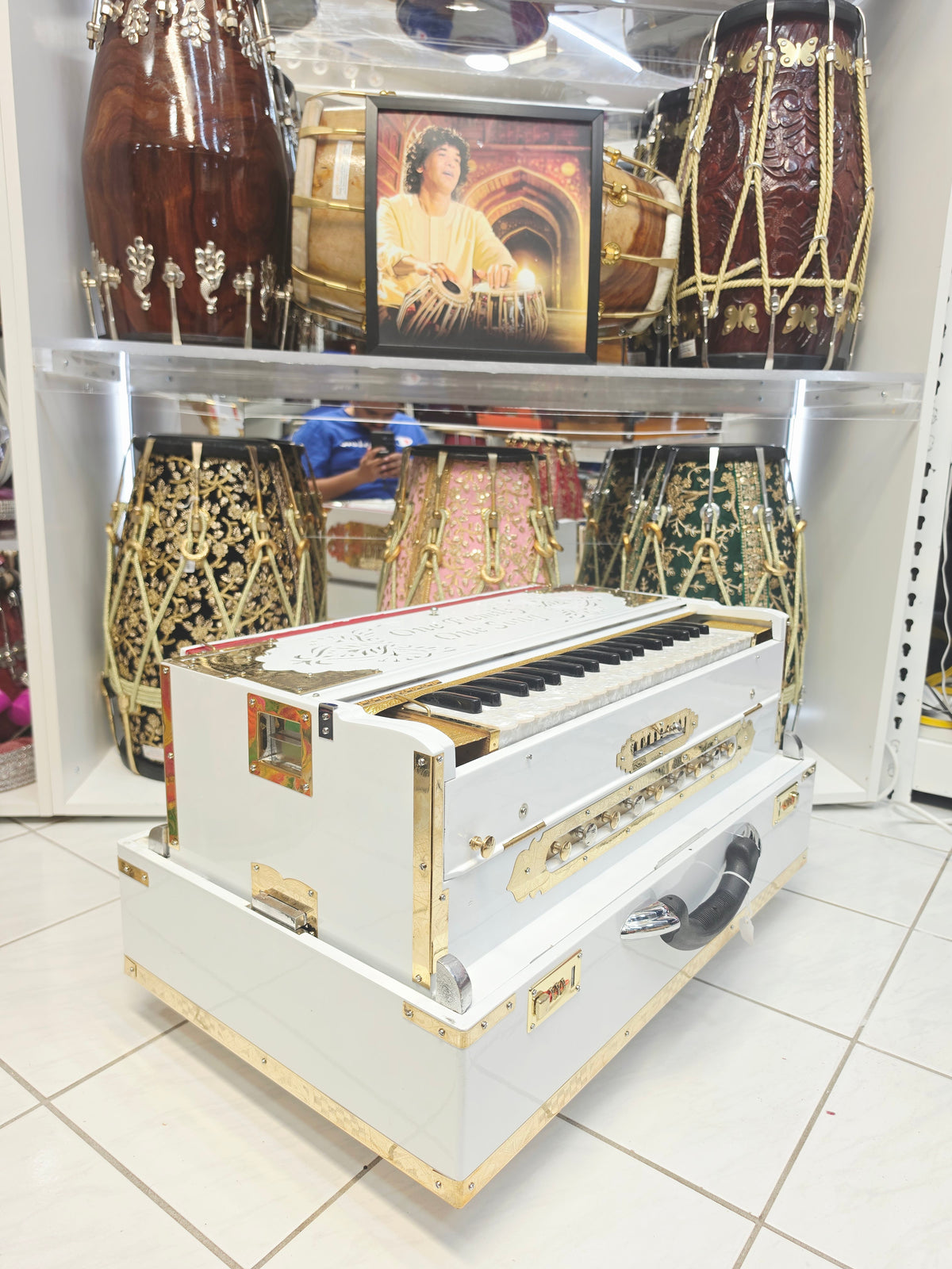 Shvet Sangeet | Premium Custom White 3 Reed BMF 9 Scale Changer Harmonium