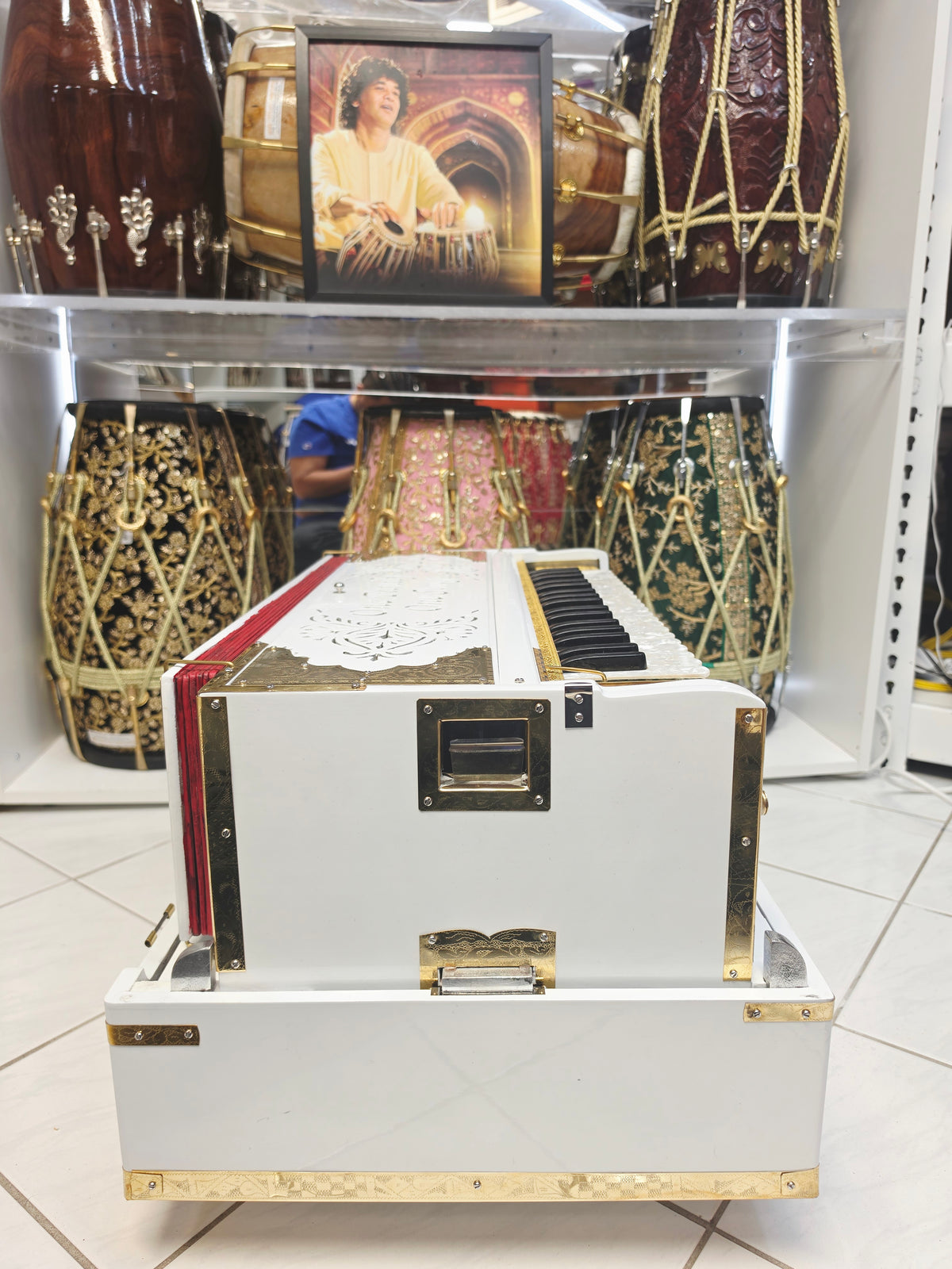 Shvet Sangeet | Premium Custom White 3 Reed BMF 9 Scale Changer Harmonium