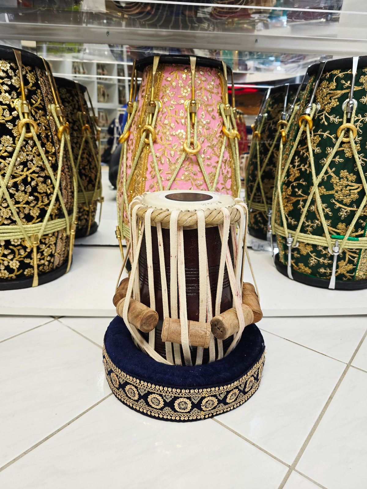 Vyomnaad | 5" F#/G Mohd. Sharif Skin Red Sheesham Dayan *Very Minor Cosmetic Blemishes *Mediocre Sound
