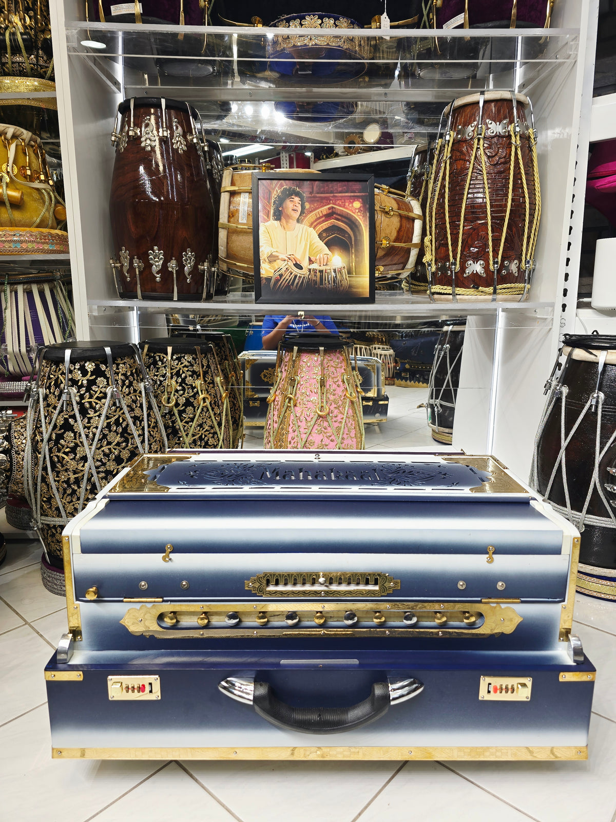Pt. Avinash's Custom Harmonium Build