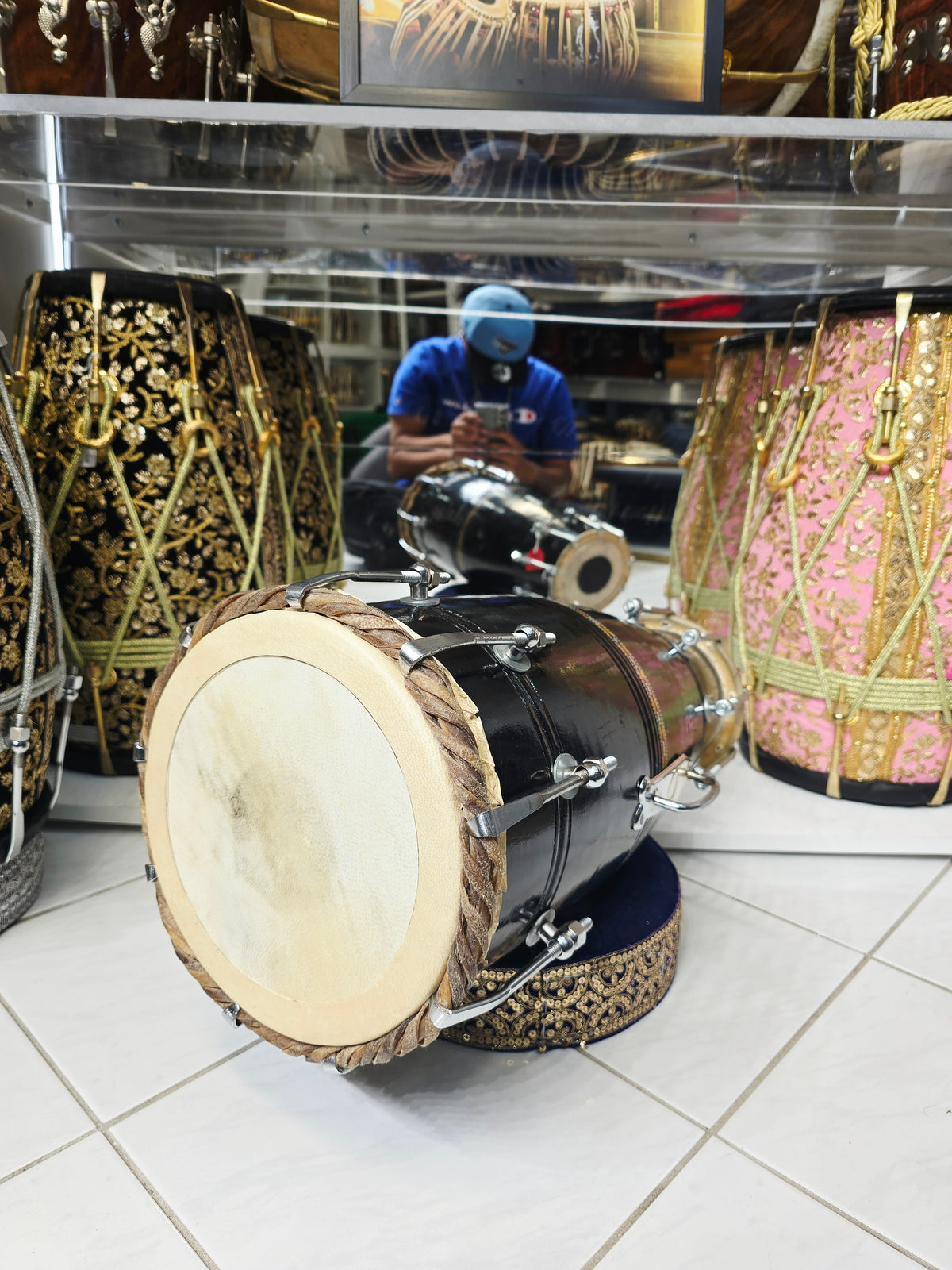 Kala Vaadya Refurbished Black Bina Naal (Dholki) | Exceptional Tone with Carry Handle *Cosmestic Blemishes