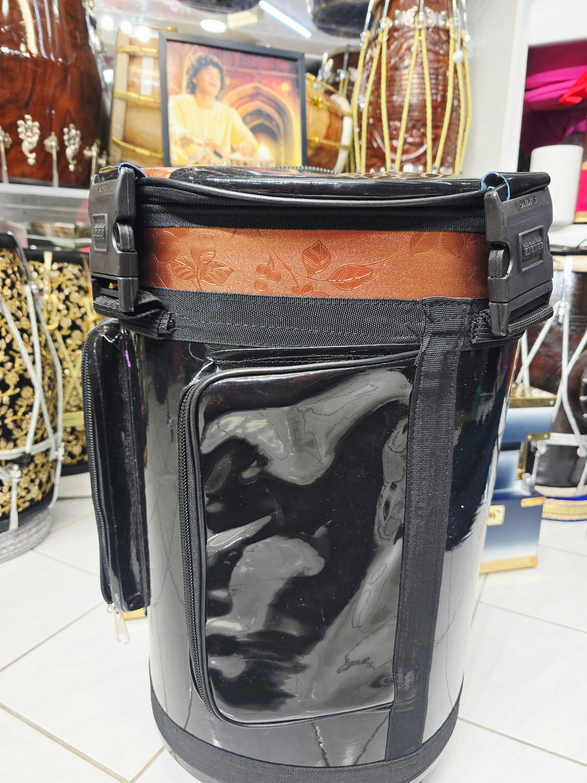 Voyager Elite Premium Padded Soft Dholak Travel Case with Accessory Pockets (Up to 19.75" Dholaks) *Very Minor Cosmetic Blemishes