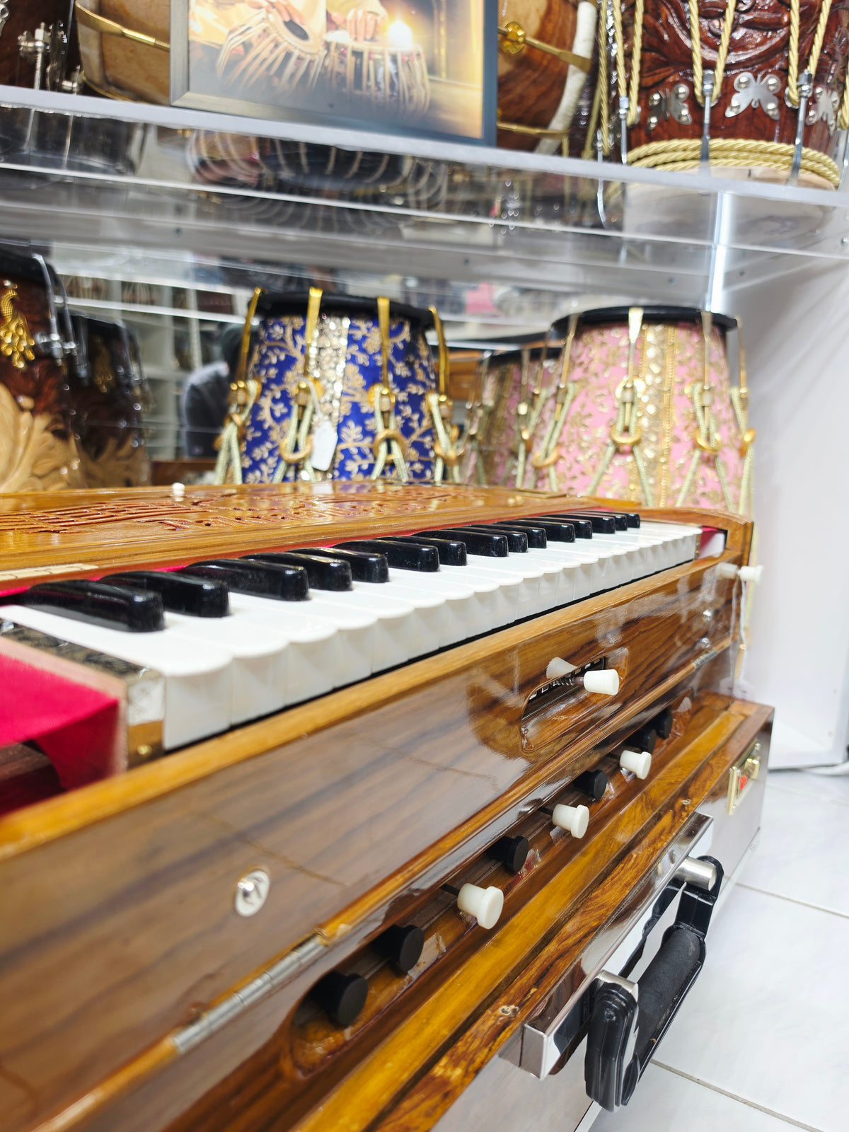 Royal Oak Pakrashi - 3 Reed BMF 9 Changer Harmonium