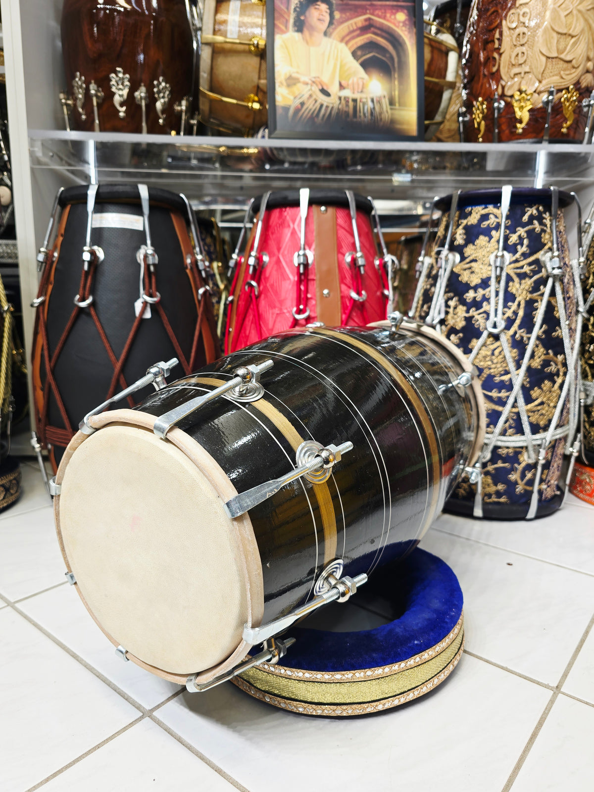 Kala Sona – Midnight Black & Metallic Gold Striped Student Dholak with Silver Pinstripes & Carrying Handle * Minor Cosmetic Blemishes