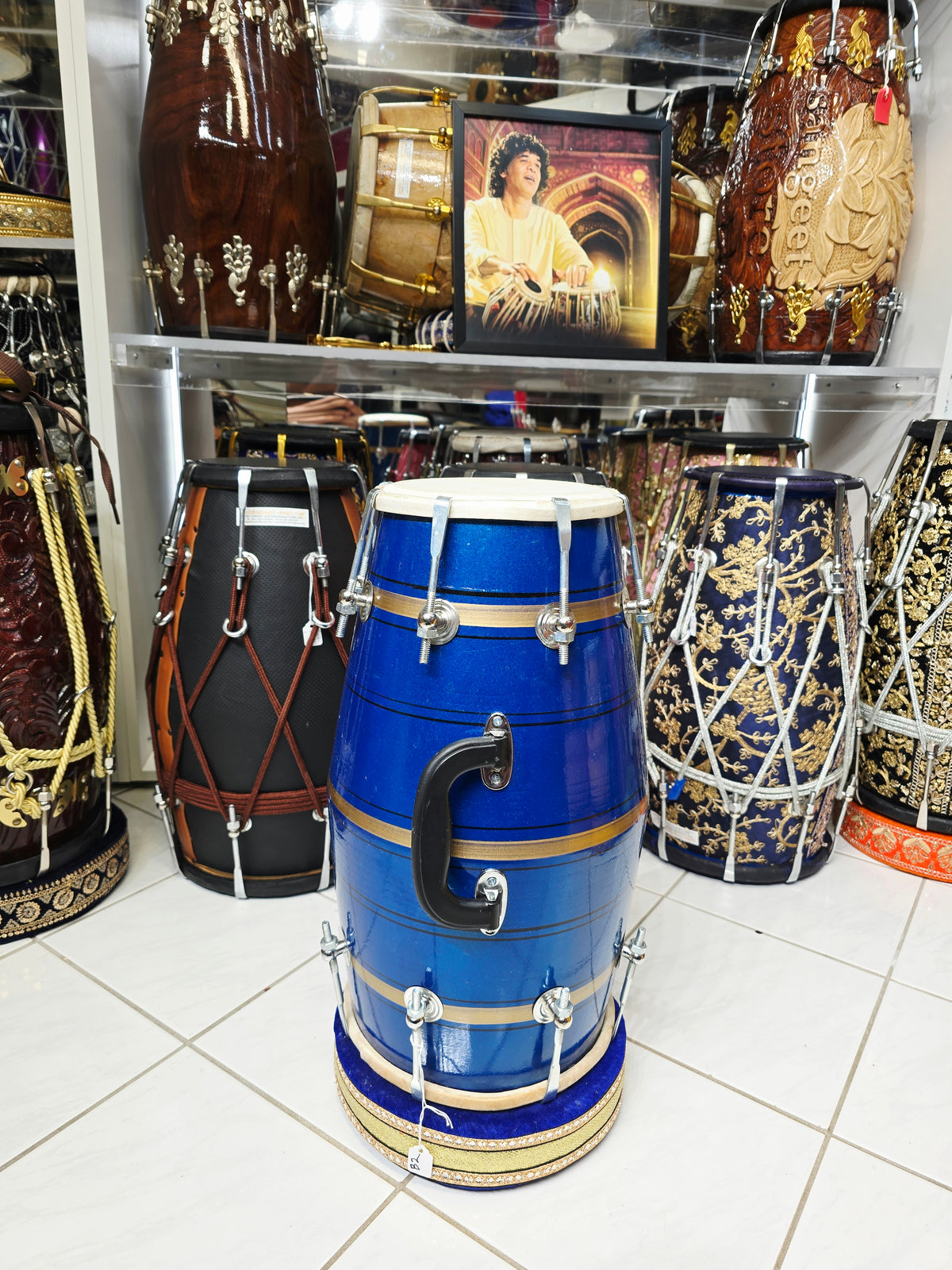Neel Vajra – Electric Sapphire Blue & Champagne Gold Striped Student Dholak with Black Pinstripes & Carrying Handle *Minor Cosmetic External Cracks & Blemishes (B2)