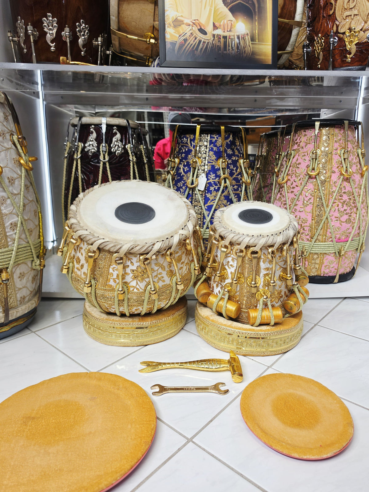 Svarnadhara 5.75" Red Sheesham C#/D Tabla Set with 9.25" Copper Bayan