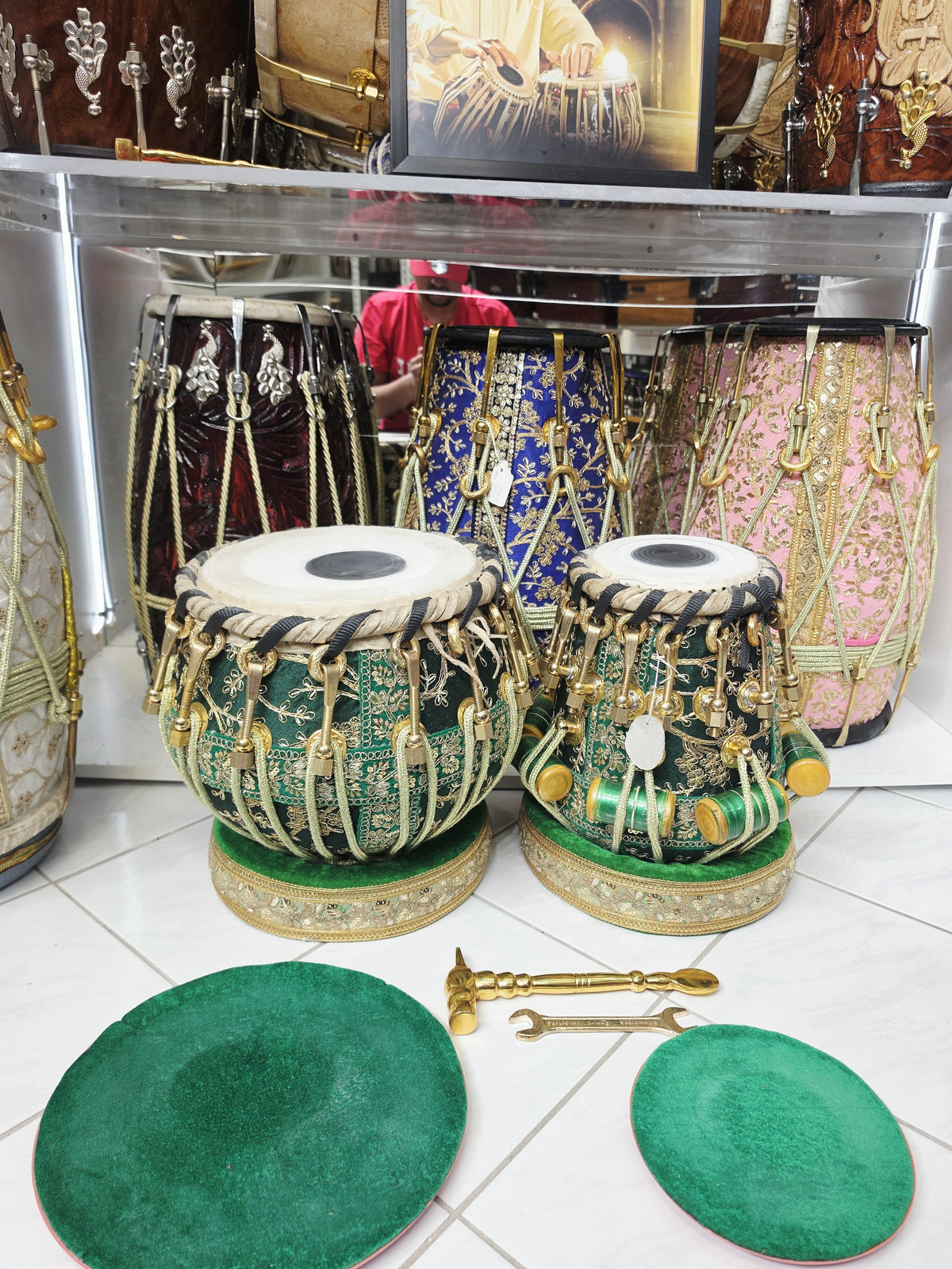 Marakata 5.75" Red Sheesham C# Tabla Set with 9.25" Copper Bayan