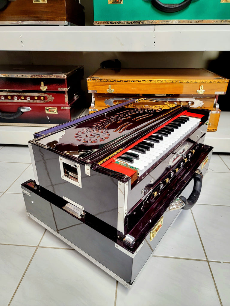 Sangeet Store World Class Harmoniums (Scale Changers & Harmoniums)